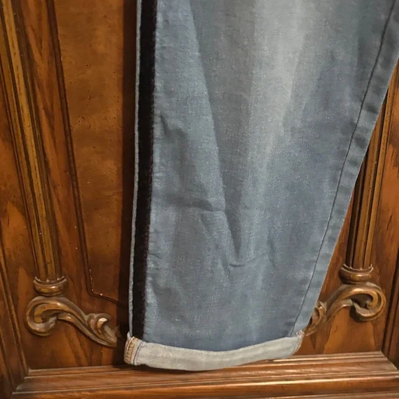 Classic Light Blue Straight Leg Jeans - Picture 7 of 9